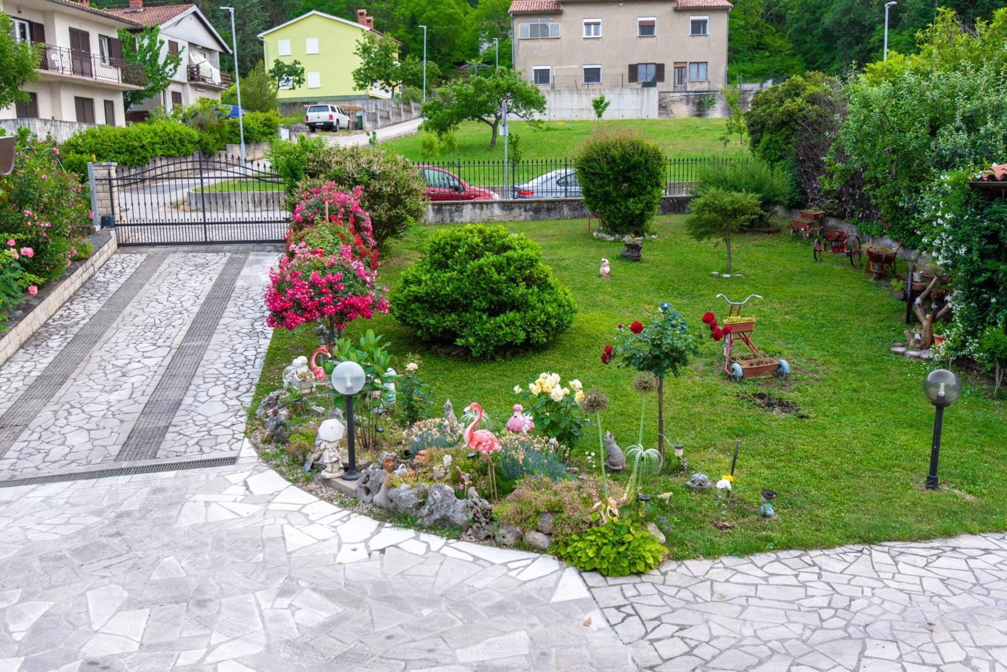 Apartment Sirol *