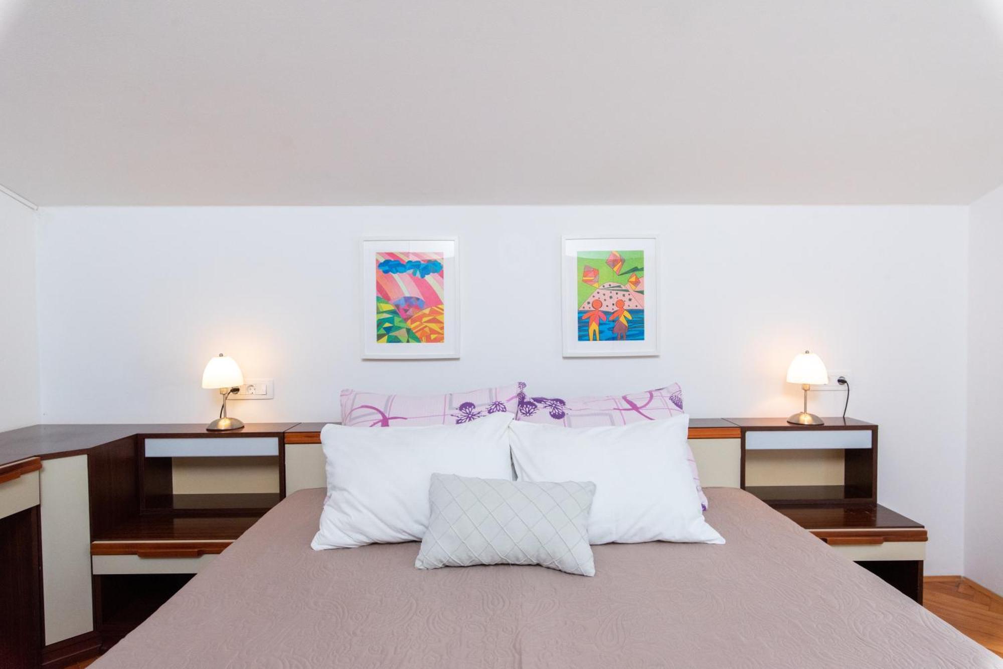 Apartment Sirol *